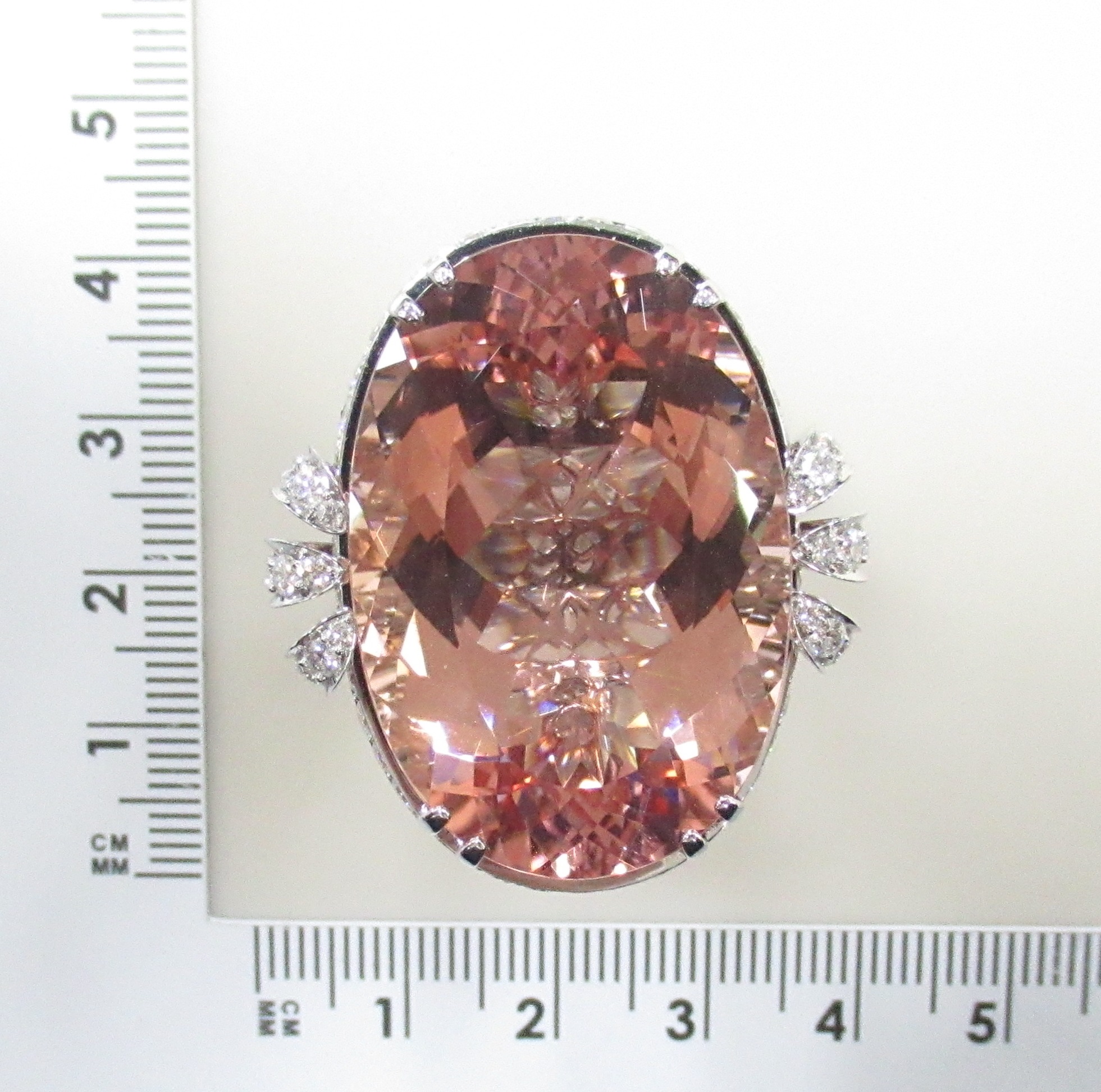 10311-000032 Кольцо (Au 750)